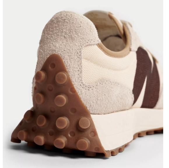 New Balance 327  Size 9 Sneakers Unisex - Picture 5 of 10